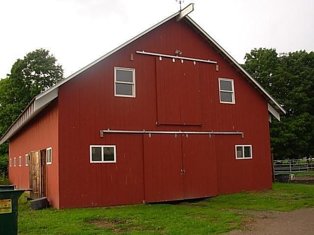 2nd image of 37 River Rd