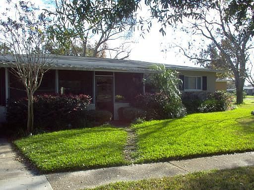 Front view 1