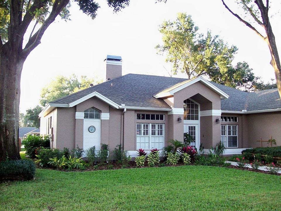 1007 Featherstone Circle