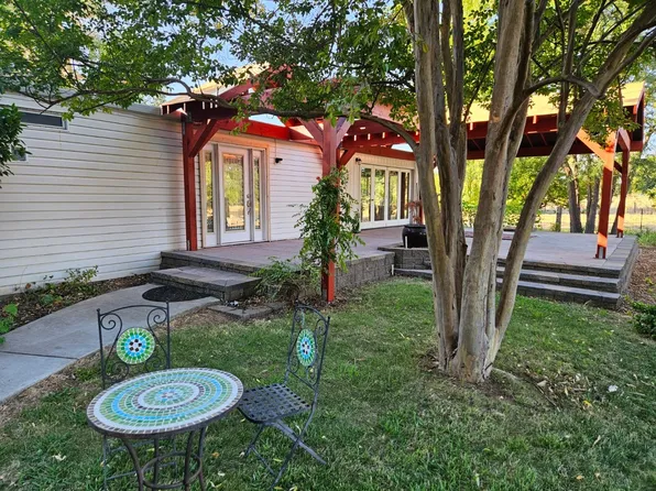 9146 Dillard Rd, Wilton, CA 95693