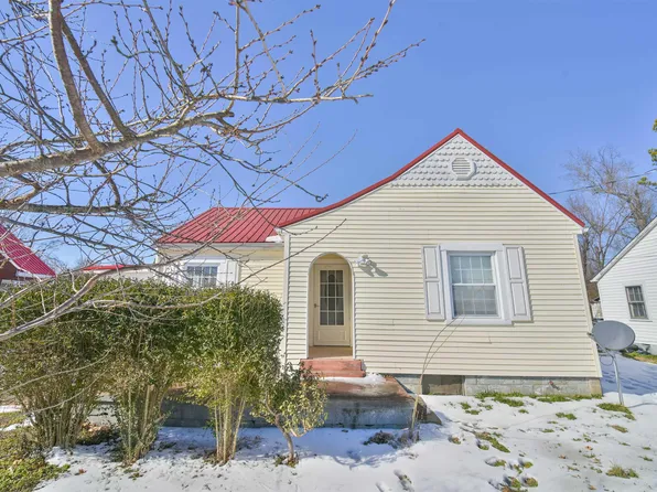 705 S 10th St, Mayfield, KY 42066