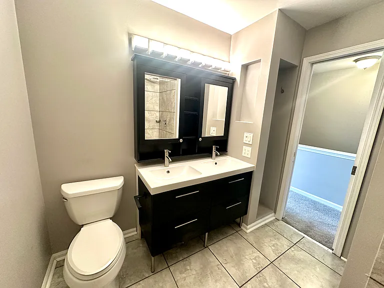 616 Graythorn Ln — Photo 13