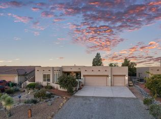 625 3rd Road St, Rio Rancho, NM 87124