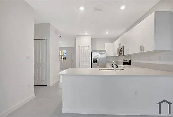 2556 SE 27th Ct — Photo 20