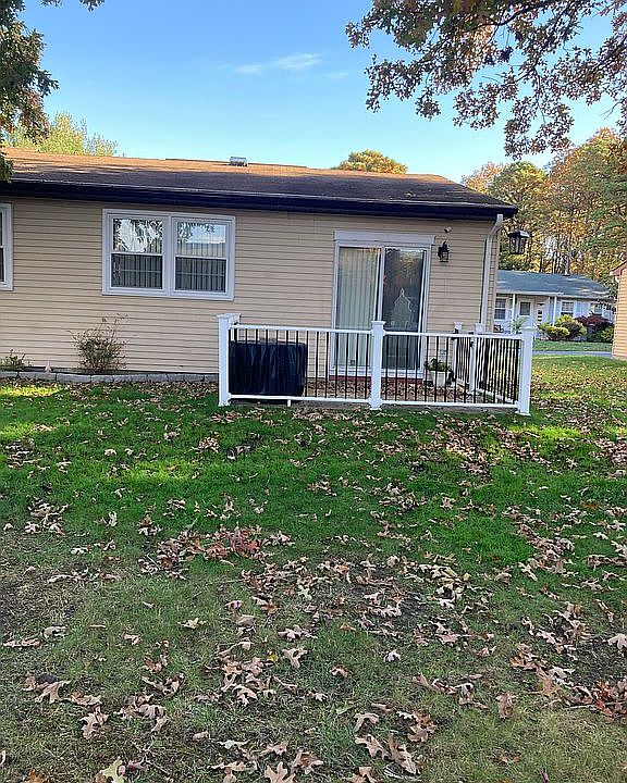 1st image of 63 Norwalk Ave #73