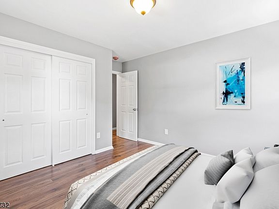 2nd image of 218 Angle Ave