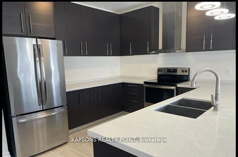 4 bed, $2,700 — Photo 4