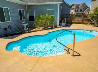 220 Glossy Green Ln, Lexington, SC 29072