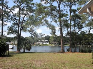 390 Gardner Dr NE, Fort Walton Beach, FL 32548