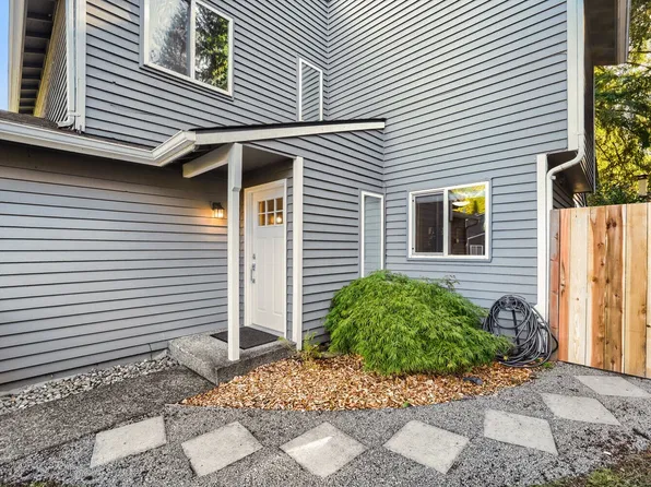 13309 NE 138th Place, Kirkland, WA 98034
