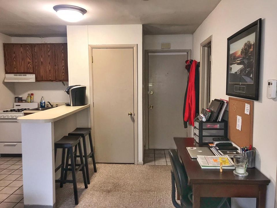 2nd image of 1650 Neil Ave APT 21