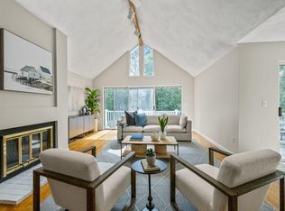 30 Lochstead Dr, East Falmouth, MA 02536