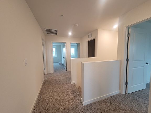 5th image of 640 Imperial Ct