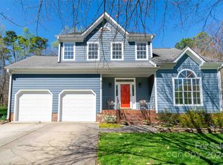 4732 Saxonbury Way, Charlotte, NC 28269