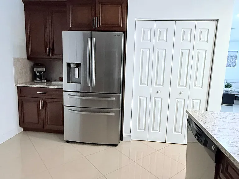 5301 Canoe Bend Dr — Photo 10