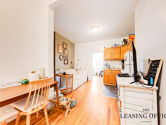 4th image of 344 E 65th St APT 1B