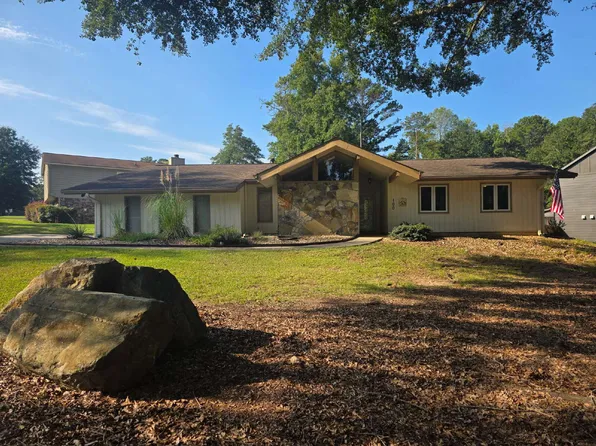100 Palomino Path, Peachtree City, GA 30269