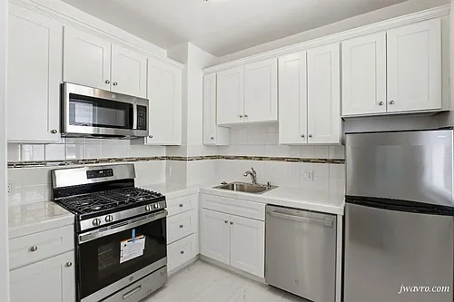 1588 Sacramento St #1590-28 Photo 1