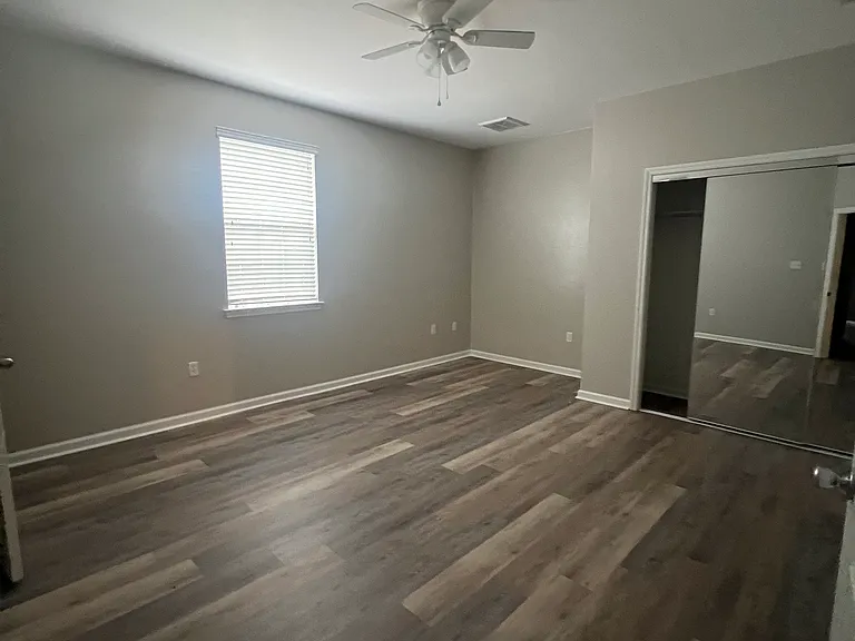 2601 Hartsfield Rd — Photo 9