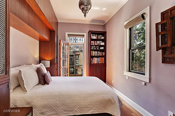 Sold by Corcoran | media 21