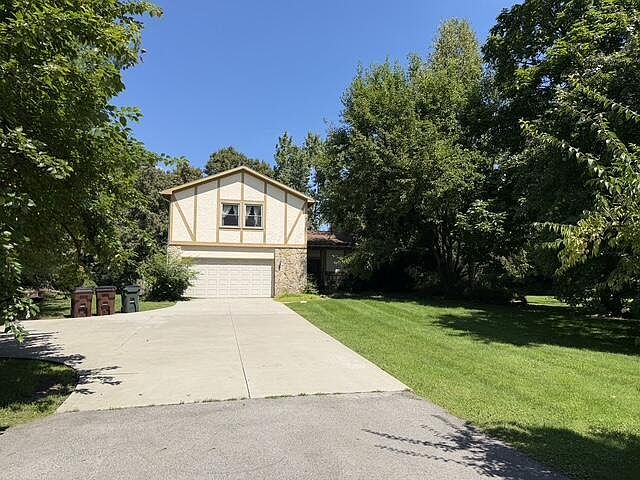 1st image of 8216 Kennedy Rd
