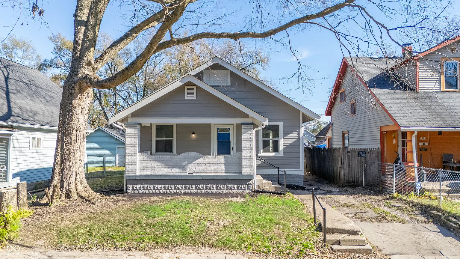 1315 Winfield Ave photo 1