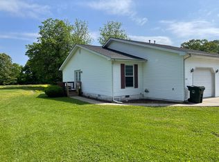 425/427 E 2nd Ave, Calvert City, KY 42029