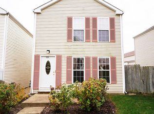 935 Symphony Dr, Aurora, IL 60504