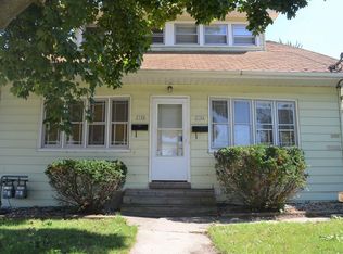 2106 S 85th St, West Allis, WI 53227