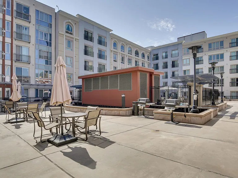445 Island Ave #5-ID1596266P — Photo 21