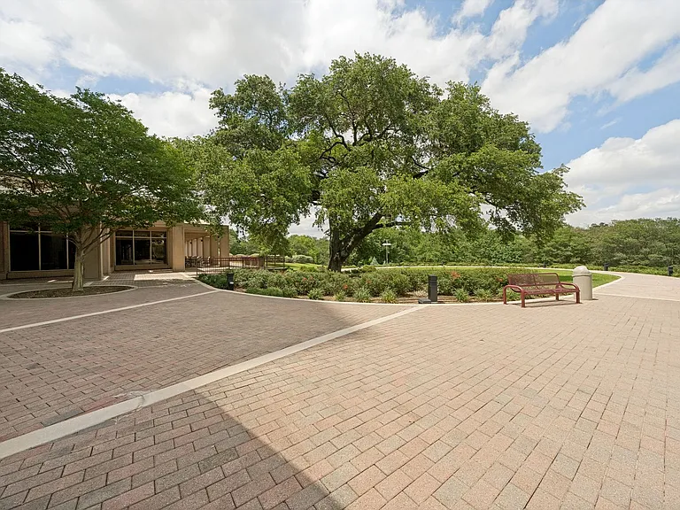 1 Towers Park Ln #1004 — Photo 14