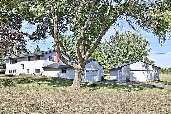 1st image of 18207 Deerwood Ln NE
