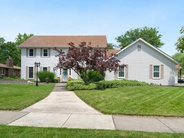 1827 Ransom Dr, Fort Wayne, IN 46845