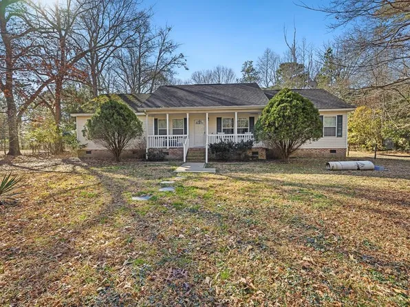 24232 Sugar Hill Rd, Carrollton, VA 23314