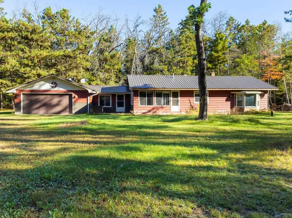 W11966 Parkway Rd, Crivitz, WI 54114