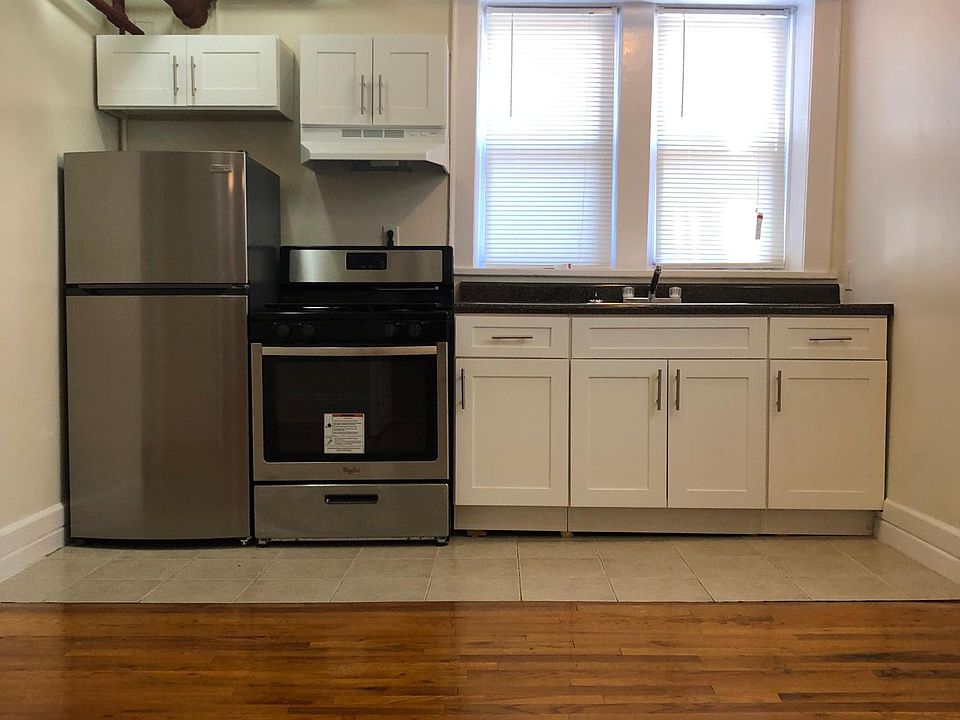 1st image of 30 Lenox Ave APT Bb3