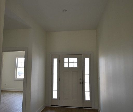 2nd image of 1484 Lake Front Blvd