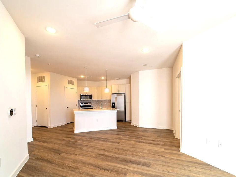 1st image of 10429 Cedar Lake Dr #3224