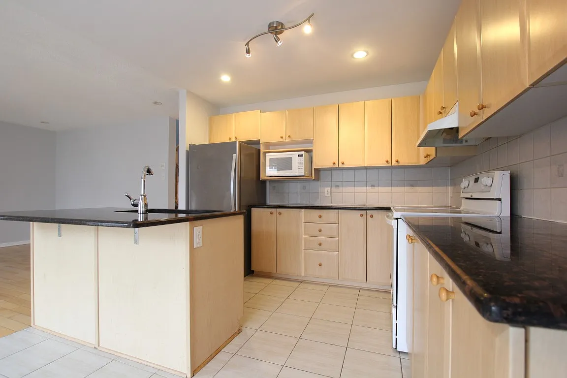 626 Beatrice Drive — Photo 4