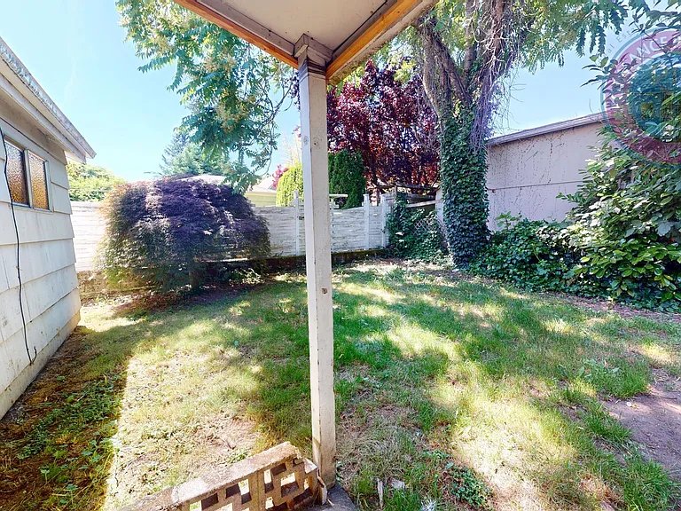 4333 NE 63rd Ave — Photo 25
