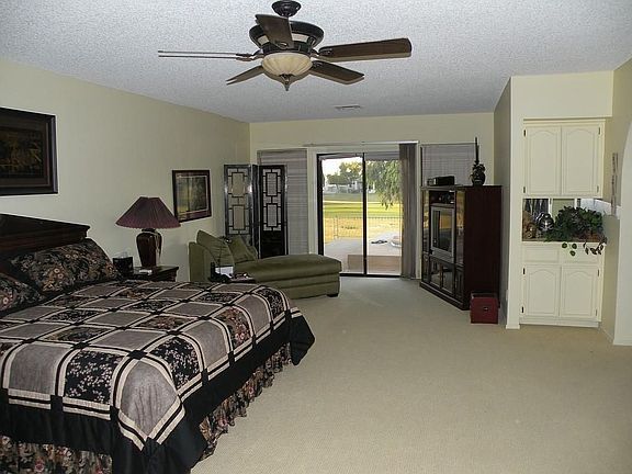 4th image of 10827 E Bellflower Dr