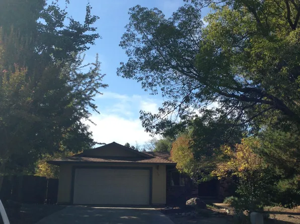 319 Alexander Pl, Clayton, CA 94517