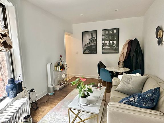 2nd image of 222 Thompson St APT 12