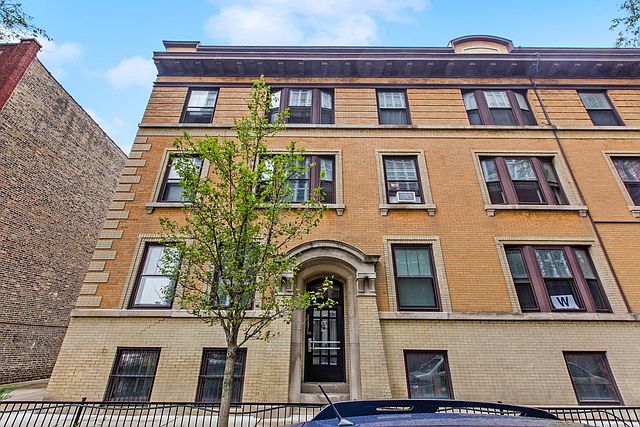 1st image of 712 W Waveland Ave #D-1