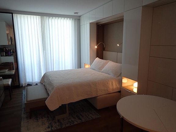 Pull Down Murphy Bed