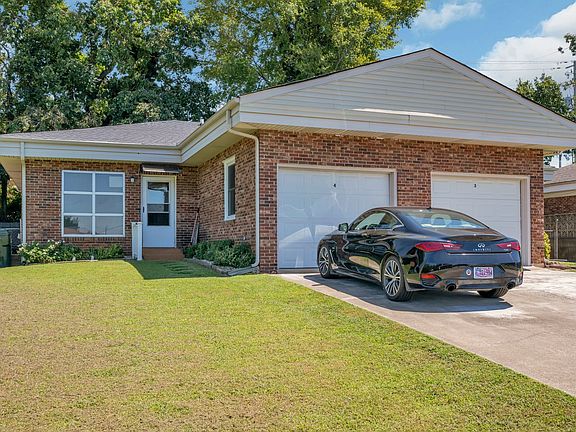 2nd image of 108 Villa Cir