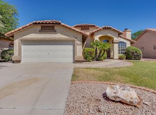 3438 E Wickieup Ln, Phoenix, AZ 85050