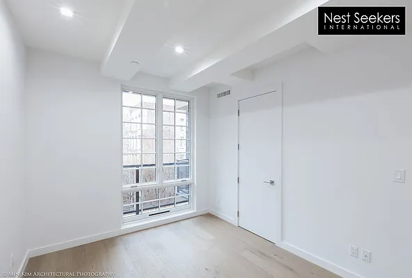 Rented by Nest Seekers International | media 28