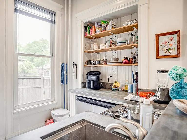 2713 Fremont Ave S #2 — Photo 8