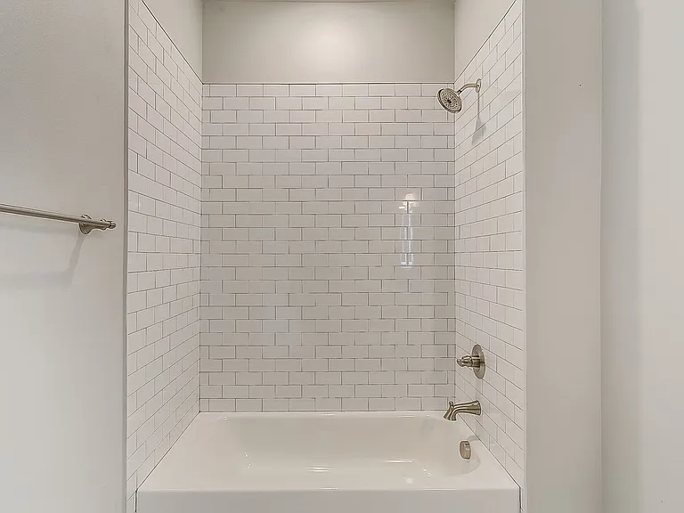 3210 Forest Park Blvd — Photo 9